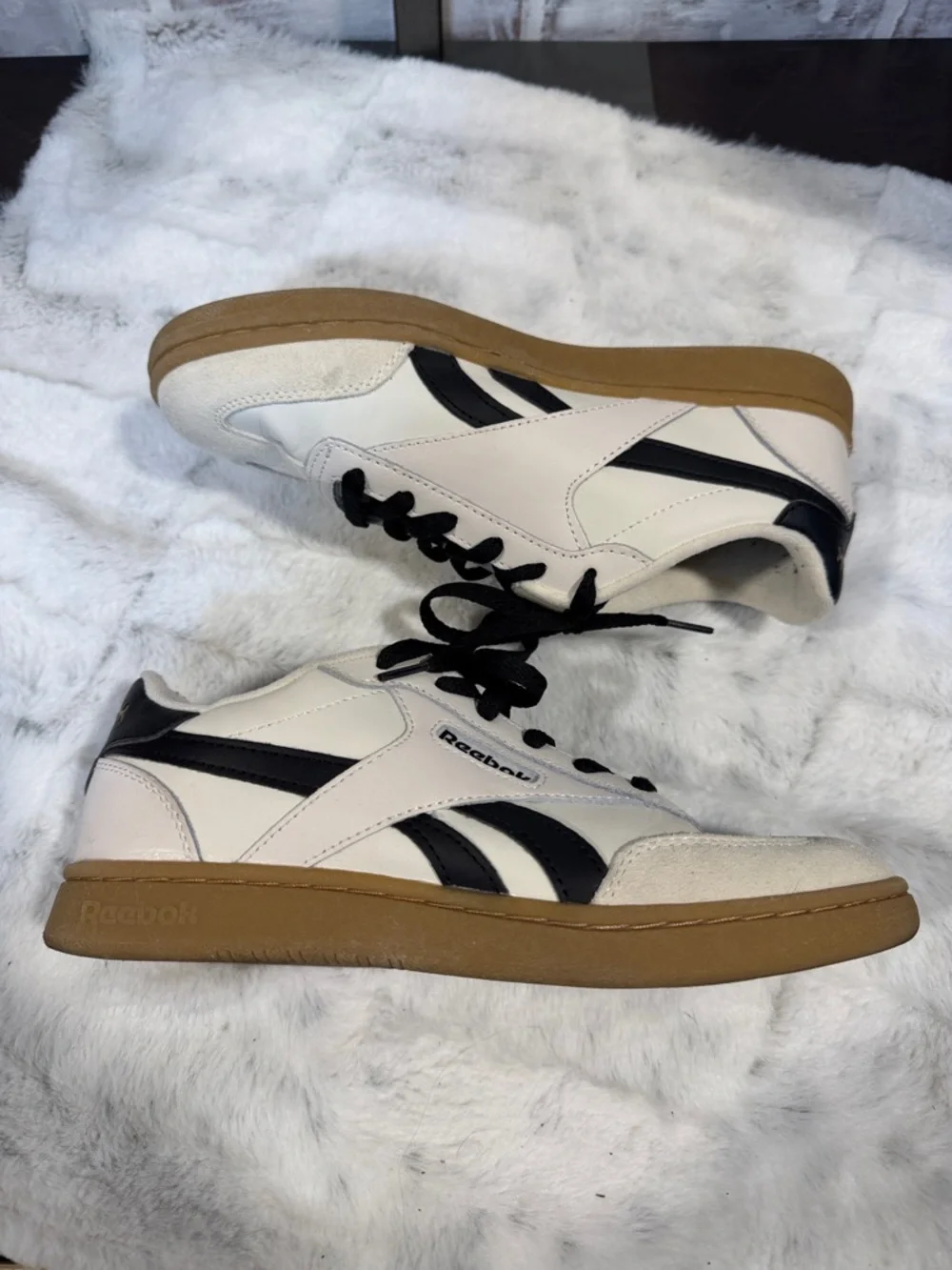 reebok White and Black Comfort Insole Sneakers women’s size 7 - Picture 5 of 5